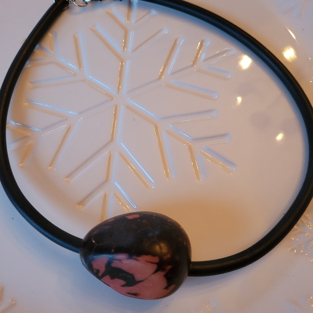 Choker Necklace